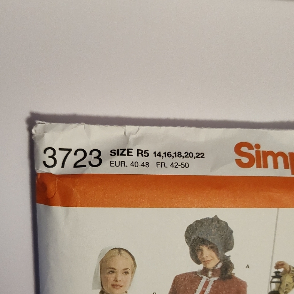 Simplicity 3723 R5 Misses Historical Costume Sewing Pattern - Picture 2 of 5